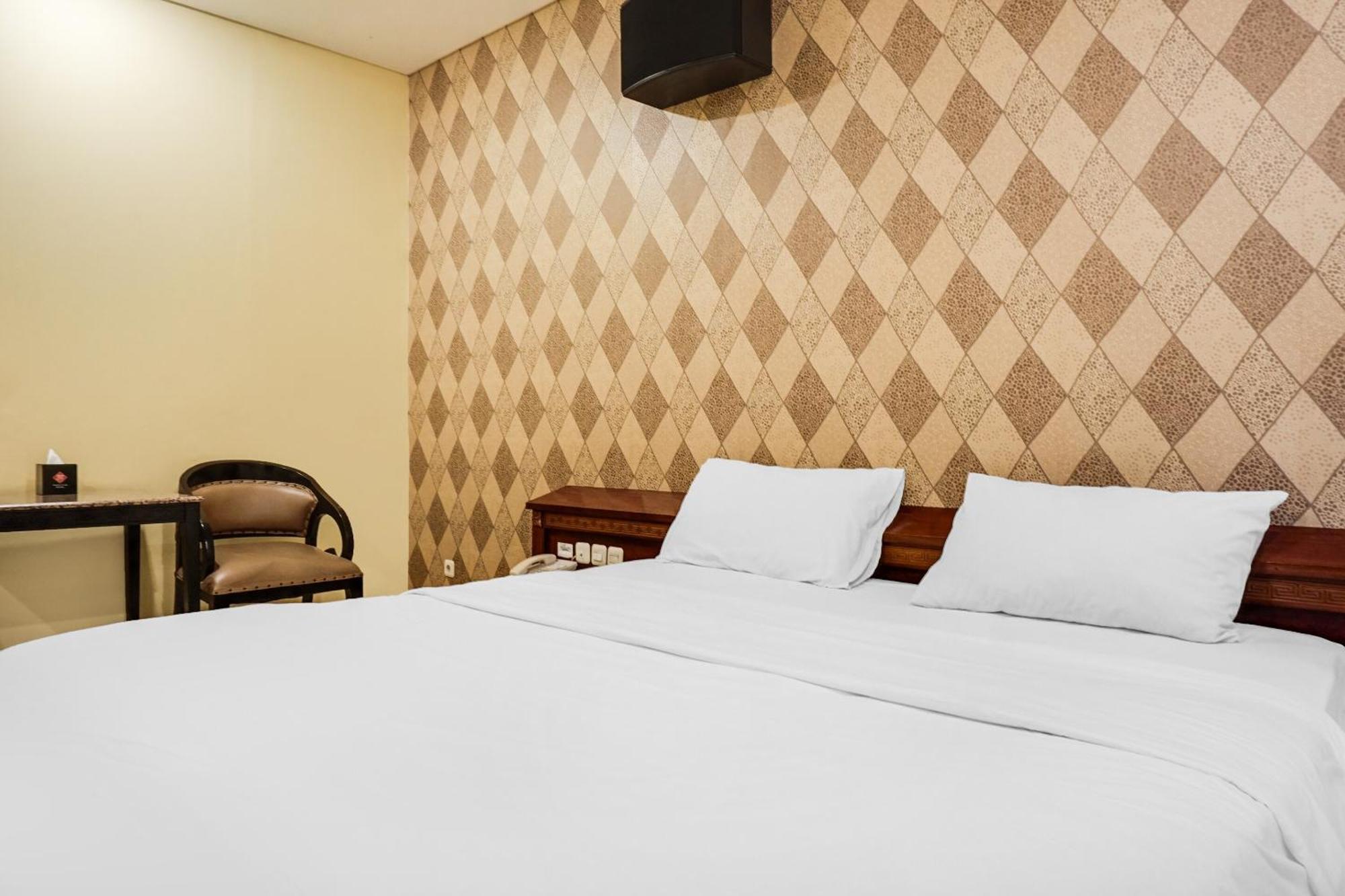 Townhouse Oak Bi Executive Hotel 3*